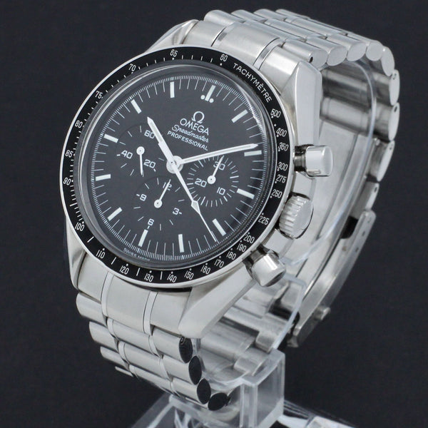 Omega Speedmaster 3570.50.00 - 2000 - Omega horloge - Omega kopen - Omega heren horloges - Trophies Watches