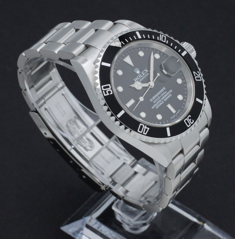 Rolex Submariner 16610T - 2004 - Rolex horloge - Rolex kopen - Rolex heren horloge - Trophies Watches