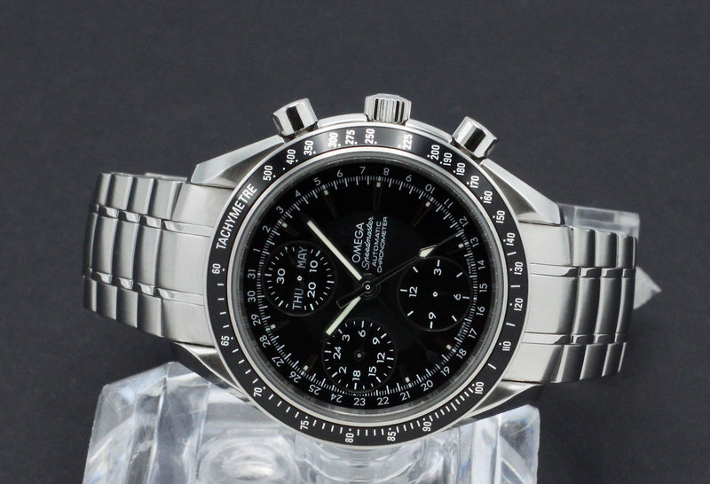 Omega Speedmaster Day Date 3220.50.00 - 2007 - Omega horloge - Omega kopen - Omega heren horloge - Trophies Watches