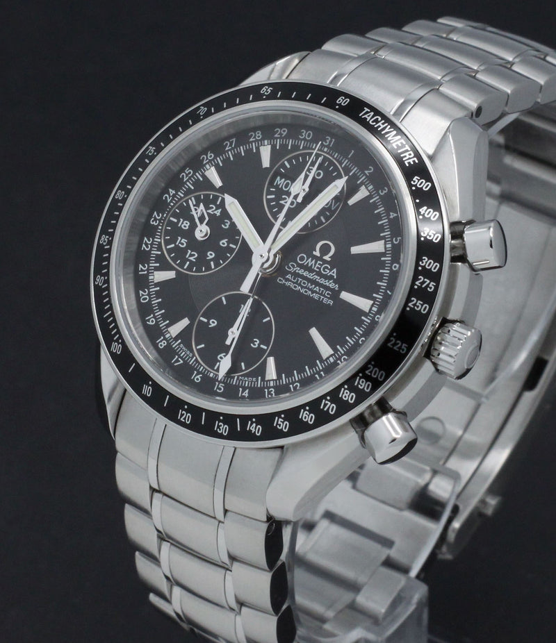 Omega Speedmaster Day Date 3220.50.00 - 2007 - Omega horloge - Omega kopen - Omega heren horloge - Trophies Watches